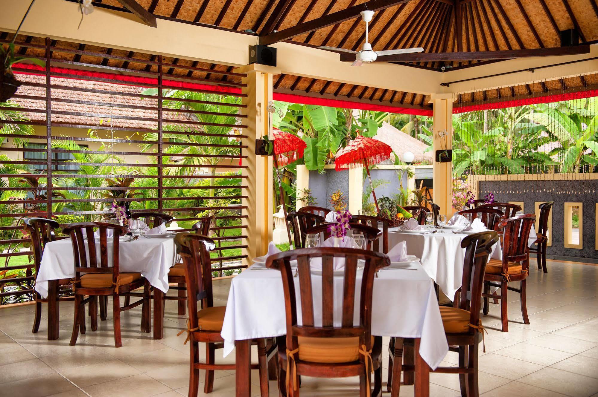 Rossa Garden Hotel Candi Dasa  Exterior photo
